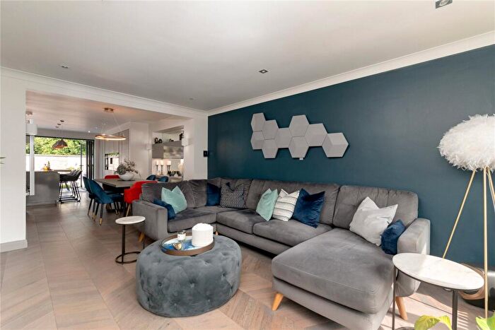 2 Bedroom End Of Terrace House For Sale In Beresford Place, Trinity, Edinburgh, EH5