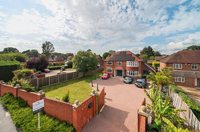 4 Bedroom Detached House For Sale In The Avenue, Fareham, Hampshire, PO14