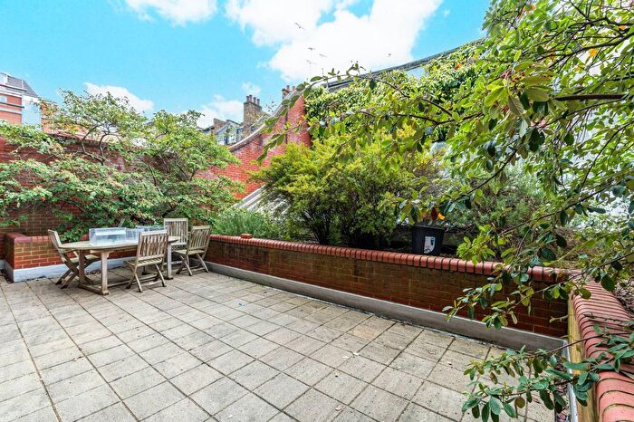 2 Bedroom Flat To Rent In Elverton Street, Westminster, London, SW1P