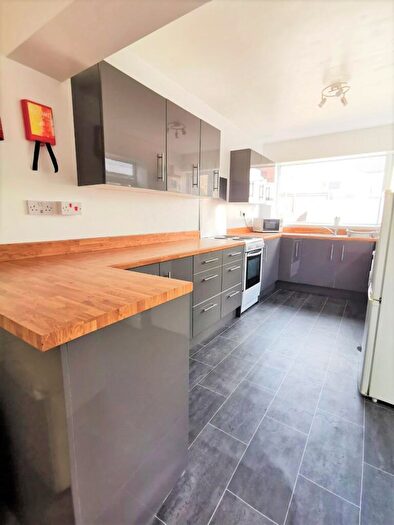 5 Bedroom House To Rent In Marlborough Road, Brynmill, Swansea, SA2