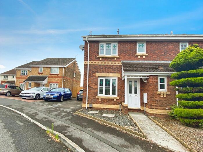 3 Bedroom Property To Rent In Bryn Gorsedd, Litchard, Bridgend, CF31