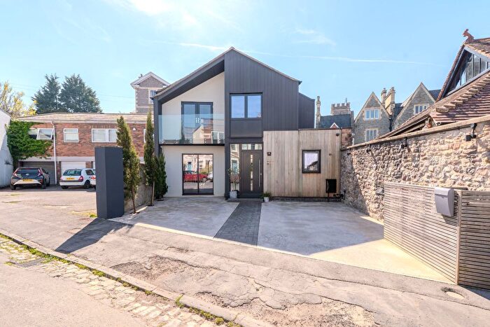 3 Bedroom Detached House To Rent In Rockleaze Road, Bristol, BS9