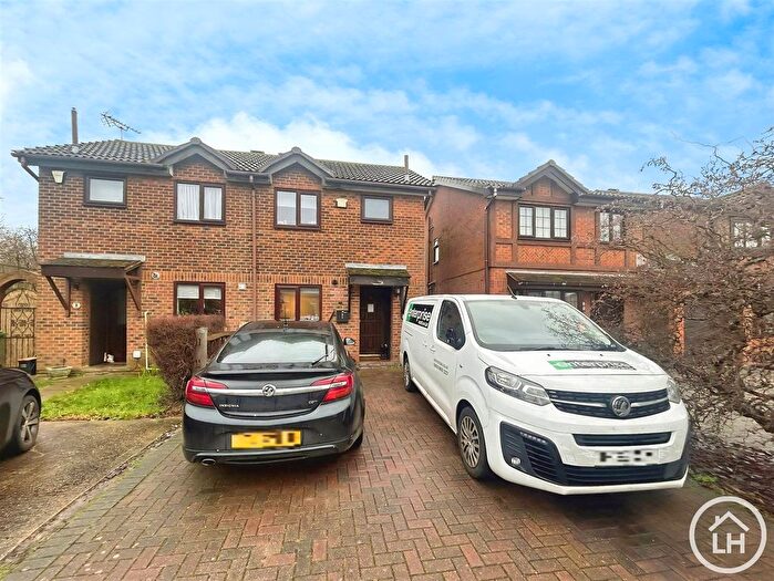 2 Bedroom Semi Detached House For Sale In Burkestone Close, Sittingbourne, ME10