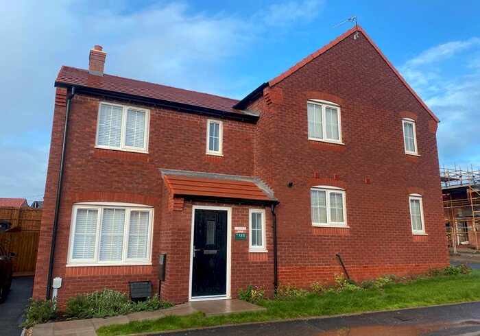 3 Bedroom Semi-Detached House To Rent In Julius Way, Nuneaton, CV11