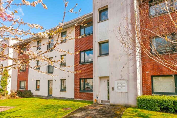 2 Bedroom Flat For Sale In New Mart Gardens, Chesser, Edinburgh, EH14