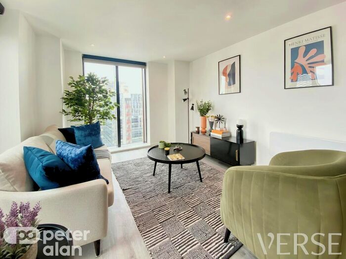 1 Bedroom Apartment To Rent In Charles Street, CF10