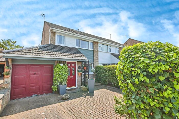 3 Bedroom Semi Detached House For Sale In Tynedale Close, Long Eaton, Nottingham, Derbyshire, NG10