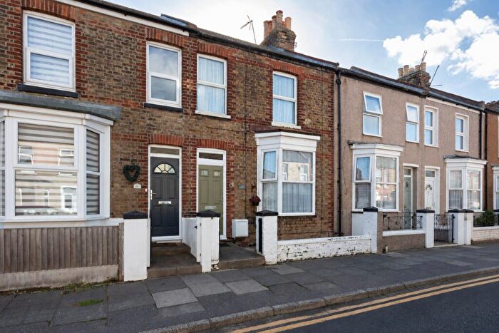 2 Bedroom Terraced House For Sale In Byron Avenue, Margate, Kent, CT9