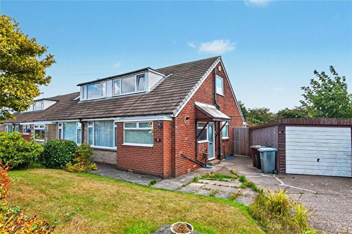 3 Bedroom Bungalow For Sale In Highfield Gardens, Gildersome, Morley, Leeds, LS27