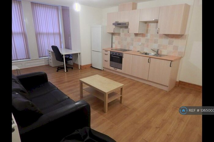 1 Bedroom Flat To Rent In Hyde Terrace, Leeds, LS2