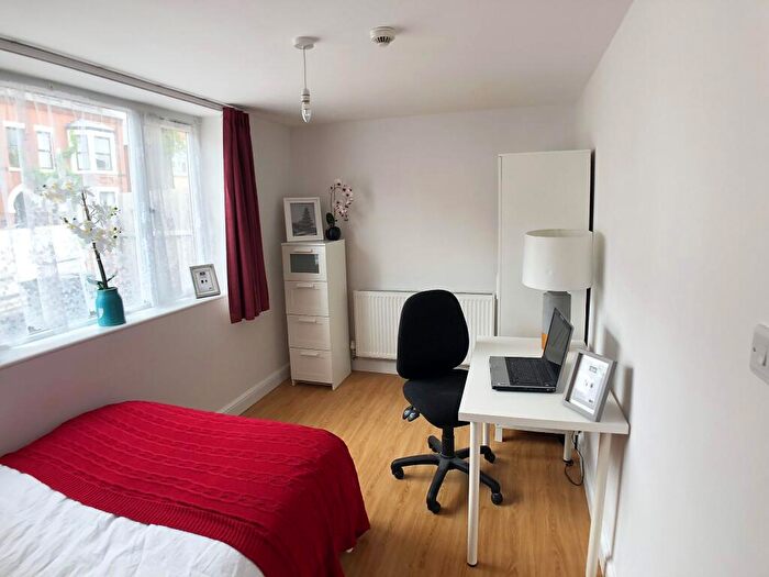 4 Bedroom Maisonette To Rent In Advert A Rutland Road, West Bridgford, Nottingham, NG2