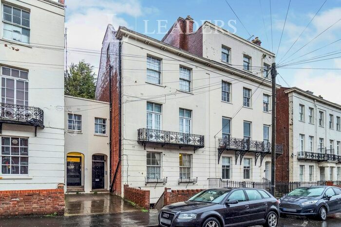 1 Bedroom Flat To Rent In Charlotte Street, Leamington Spa, Warwickshire, CV31