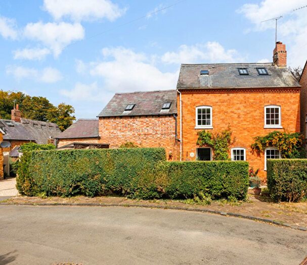 4 Bedroom House For Sale In Chapel Street, Warmington, Banbury, OX17