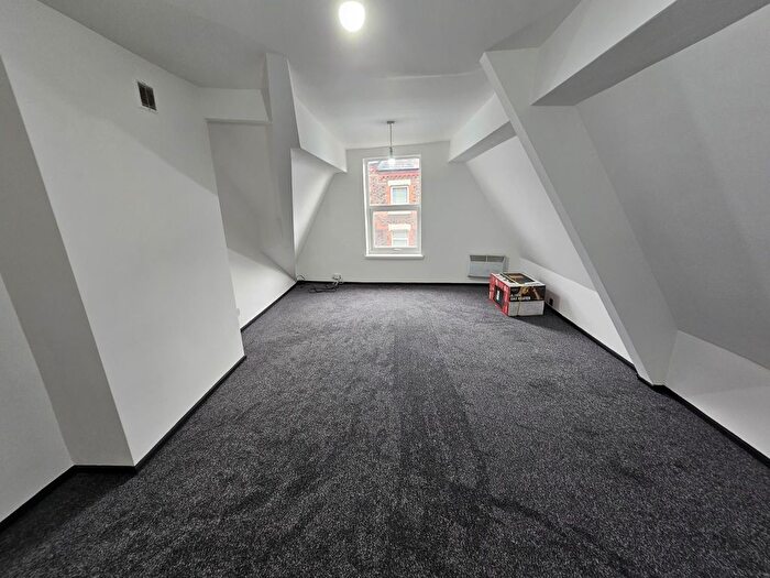 1 Bedroom Studio To Rent In Breck Road, Liverpool, Merseyside, L4