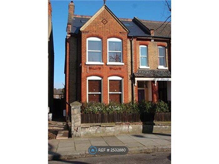 1 Bedroom Flat To Rent In Connaught Road, London, NW10