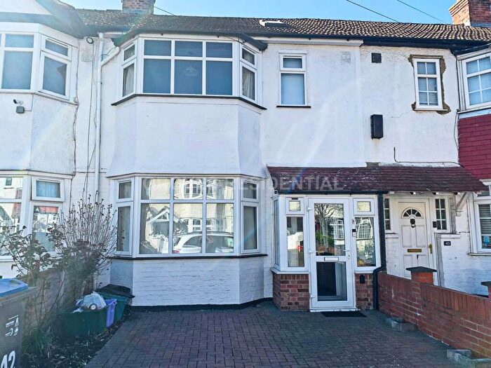 3 Bedroom Terraced House To Rent In Byron Avenue, New Malden, KT3