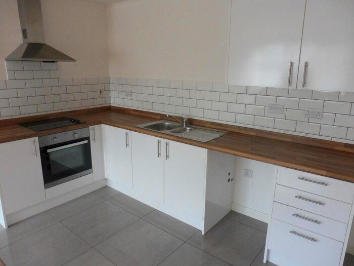 2 Bedroom Flat To Rent In Oxford Street, Kidderminster, DY10
