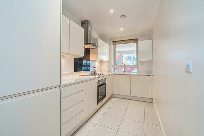 2 Bedroom Apartment To Rent In Marsh Road, Pinner, HA5