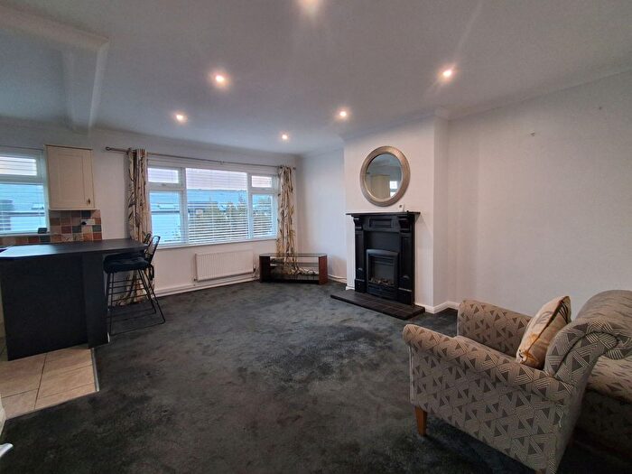 2 Bedroom Flat To Rent In Garth-An-Creet, St. Ives, TR26