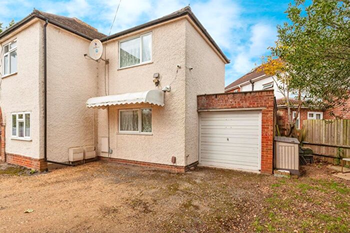 1 Bedroom House For Sale In Salt Hill Drive, Slough, SL1
