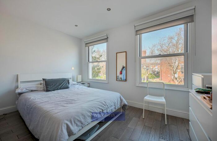 1 Bedroom Flat To Rent In Kennington Lane, London, SE11
