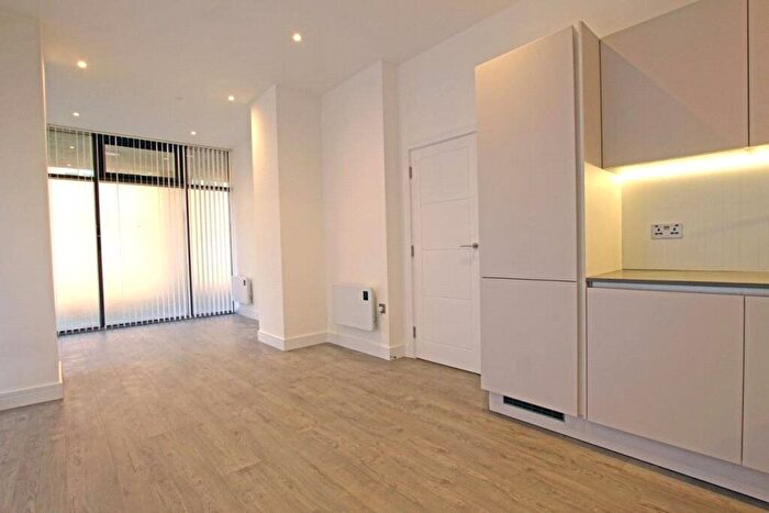 2 Bedroom Flat To Rent In Silbury Boulevard, Milton Keynes, Buckinghamshire, MK9