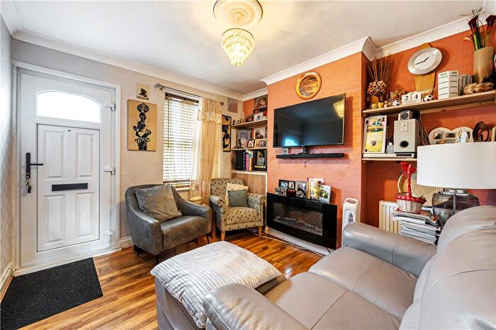 2 Bedroom Terraced House For Sale In Boston Road, Croydon, CR0