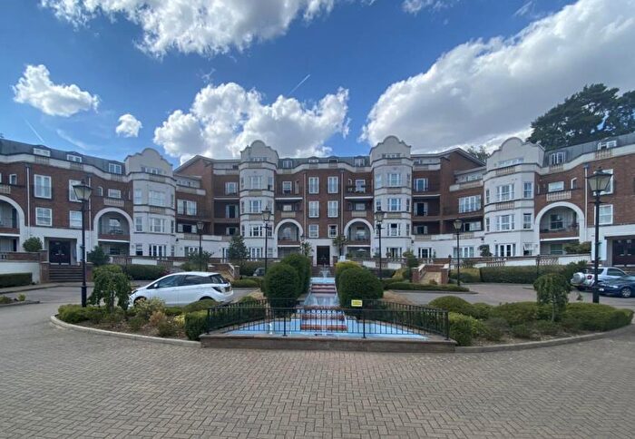 2 Bedroom Apartment To Rent In Grand Regency Heights, Ascot, SL5