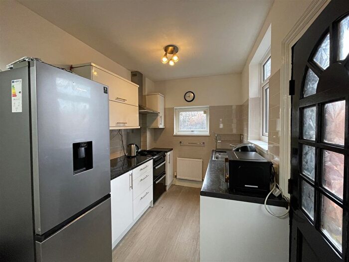 4 Bedroom Terraced House To Rent In Abbeydale Road, Sheffield, S7