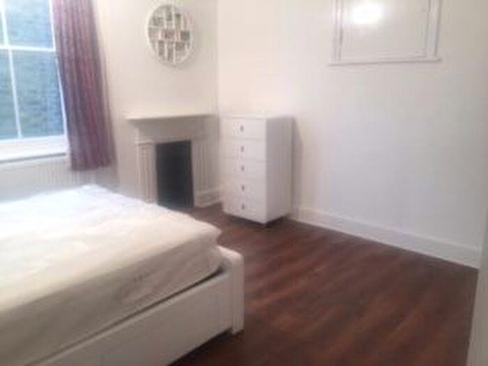 Studio To Rent In Marchwood Crescent, Ealing, W5