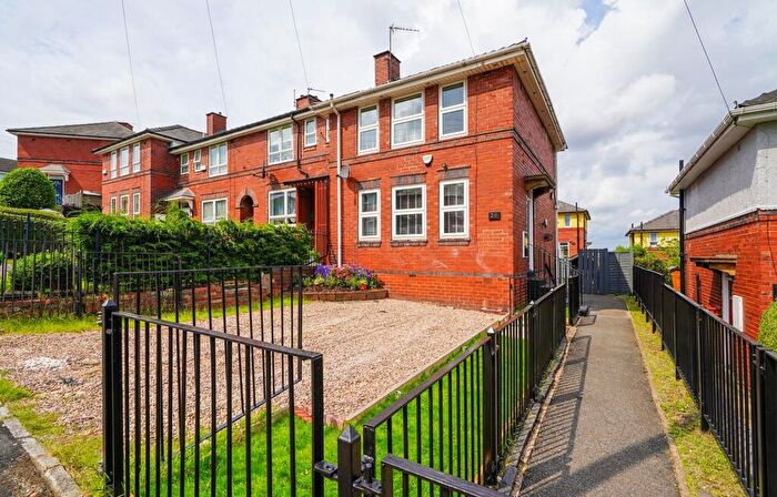 3 Bedroom End Of Terrace House To Rent In Bassett Road, Sheffield, S2