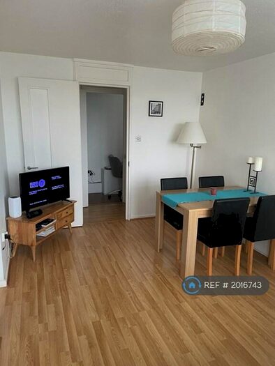 1 Bedroom Flat To Rent In Chates Farm Court, Brighton, BN2