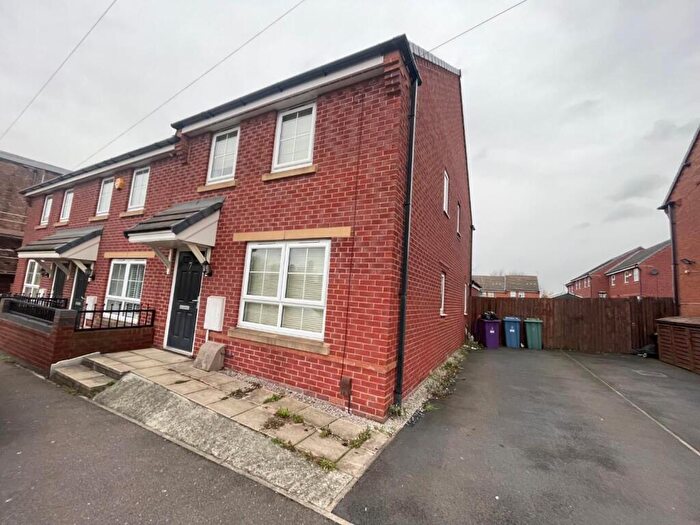 3 Bedroom Semi Detached House For Sale In Eldon Street, Liverpool, L3