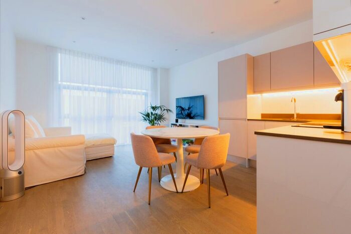 1 Bedroom Apartment To Rent In Silbury Boulevard, Milton Keynes, MK9