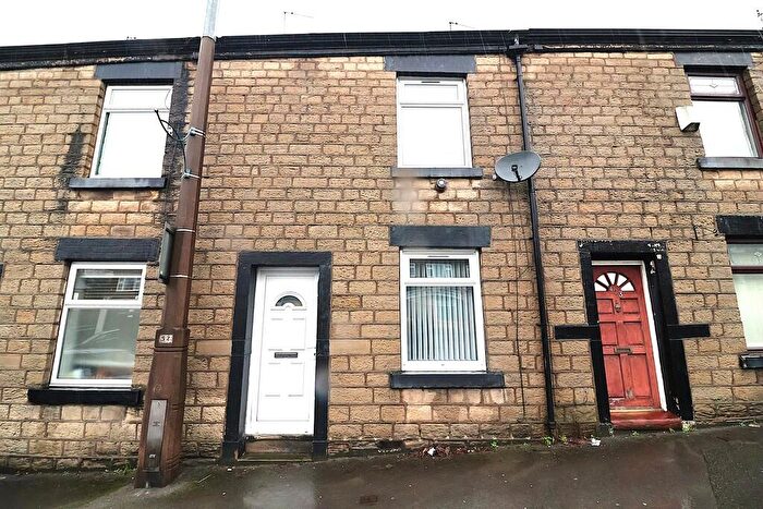 2 Bedroom Terraced House For Sale In Huddersfield Road, SK15