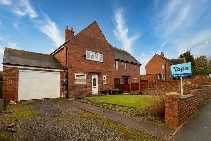 3 Bedroom Semi-Detached House For Sale In Gilthwaites Crescent, Denby Dale, Huddersfield, HD8