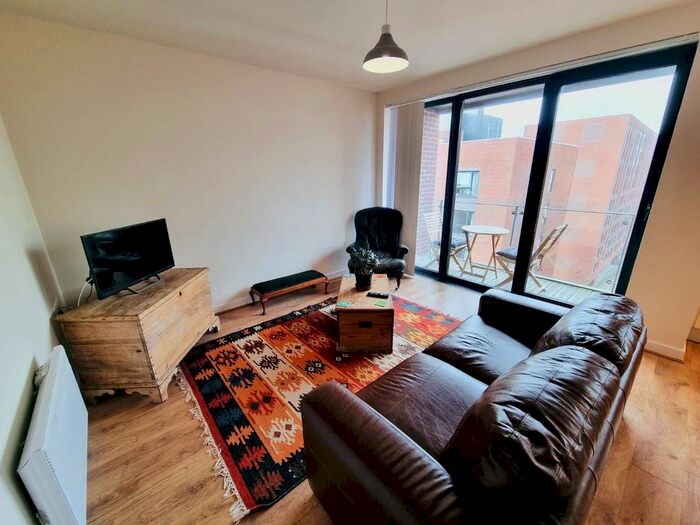 2 Bedroom Flat To Rent In Tabley Street, Liverpool, L1