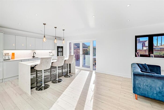 2 Bedroom Detached Bungalow For Sale In Stunning With No Chain - Smallgains Avenue, Canvey Island, SS8