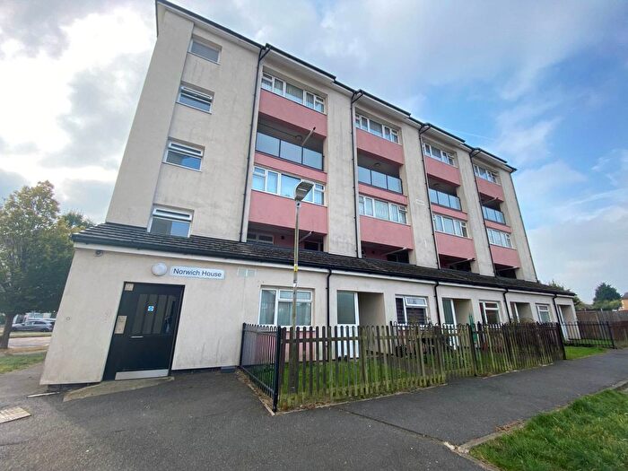 2 Bedroom Flat To Rent In Stratfield Road, Borehamwood, WD6