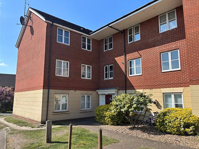 2 Bedroom Flat For Sale In Sherman Gardens, Chadwell Heath, Romford, RM6