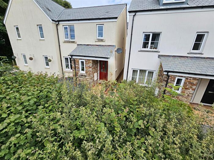 3 Bedroom Semi-Detached House For Sale In Starling Lane, St. Anns Chapel, Gunnislake, PL18