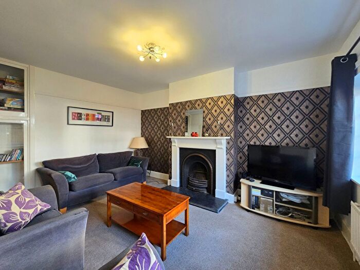 4 Bedroom Semi-Detached House For Sale In Station Road, Okehampton, EX20