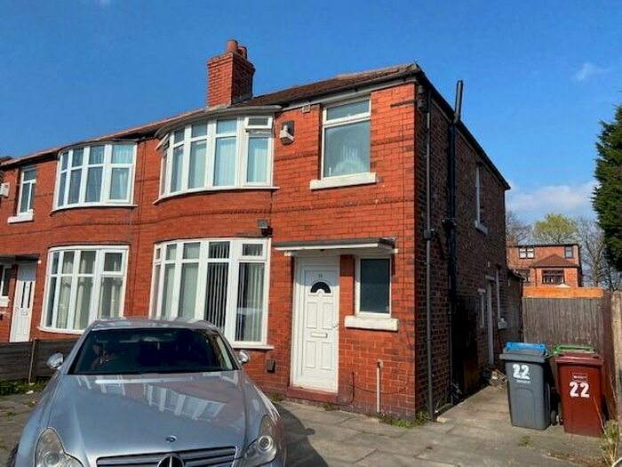 1 Bedroom Semi-Detached House To Rent In Room Only, Brentbridge Road, Manchester, M14