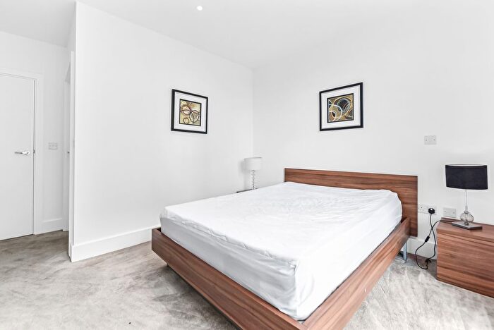 2 Bedroom Flat For Sale In Compton House, Royal Arsenal, Cannon Square, London, SE18