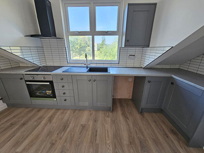 1 Bedroom Flat To Rent In Abbey Road, Leeds, LS5