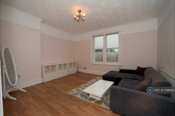 1 Bedroom Flat To Rent In Darnley Road, Kent, DA11