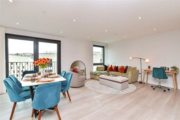 3 Bedroom Flat For Sale In The Furlong, Home X (New Homes), Brighton, East Sussex, BN2