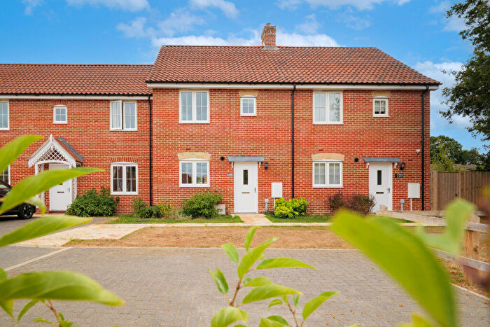 3 Bedroom Terraced House For Sale In John Allison Avenue, Holt, NR25