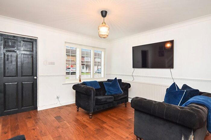 2 Bedroom Semi-Detached House For Sale In Torrington, Desirable Bishopsteignton, Shoeburyness, Essex, SS3