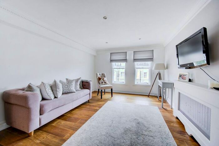 1 Bedroom Flat To Rent In Knaresborough Place, South Kensington, London, SW5